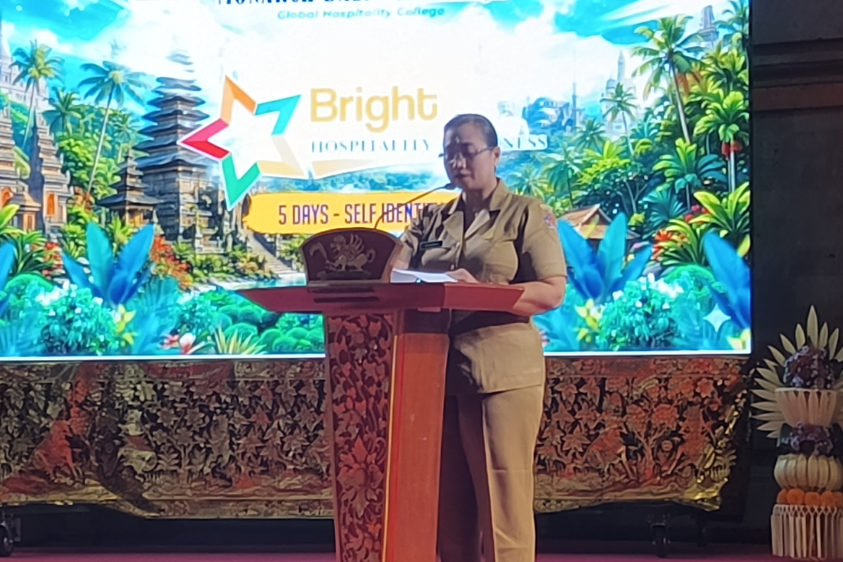 PARK AND START: Langkah Awal Menuju Masa Depan Gemilang di Monarch Bali Singaraja!